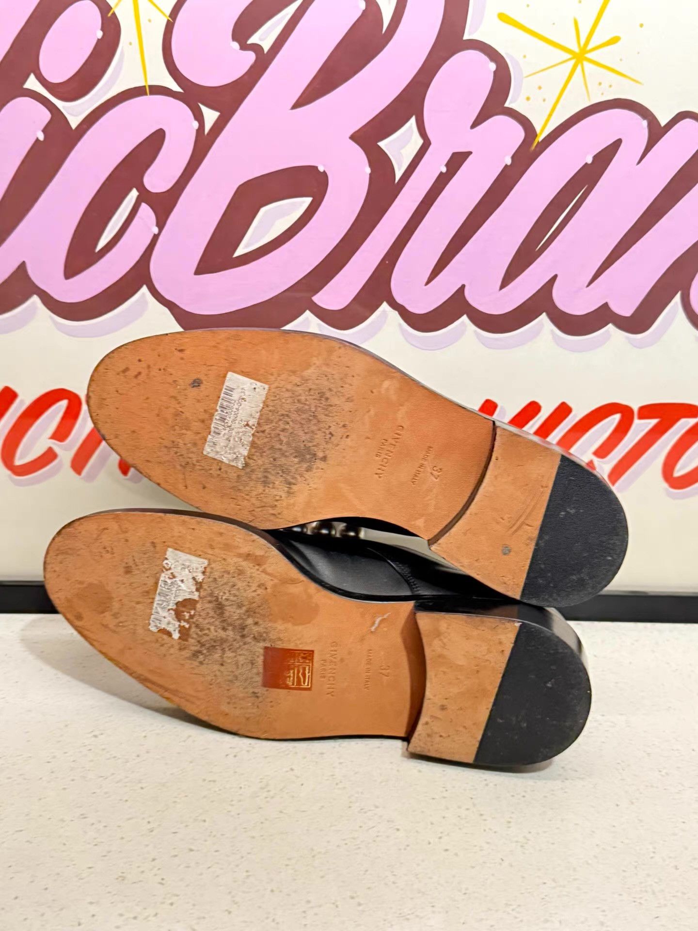 Givenchy Givenchy Black Pearl Loafers Ｑ20 Size US 5 / EU 37 - 3 Thumbnail