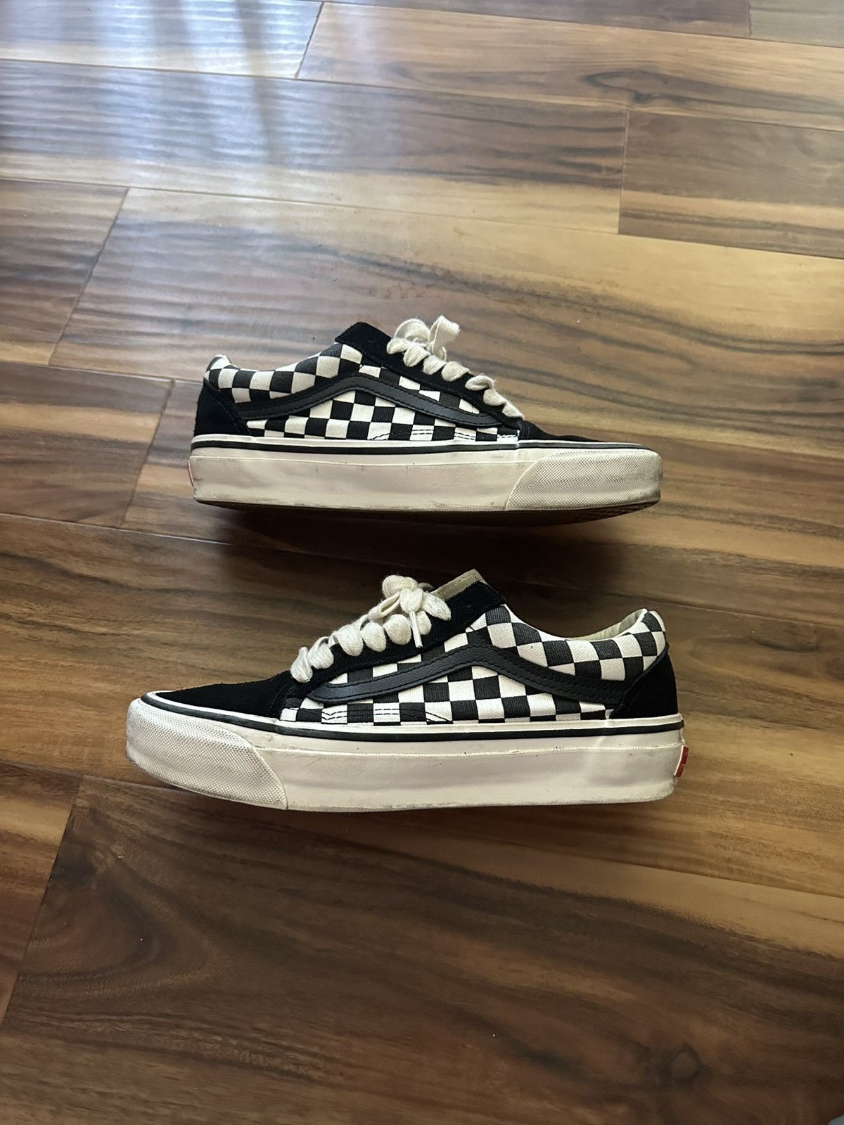 Vans Premium old skool checkered vans Size US 8 / EU 41 - 1 Thumbnail