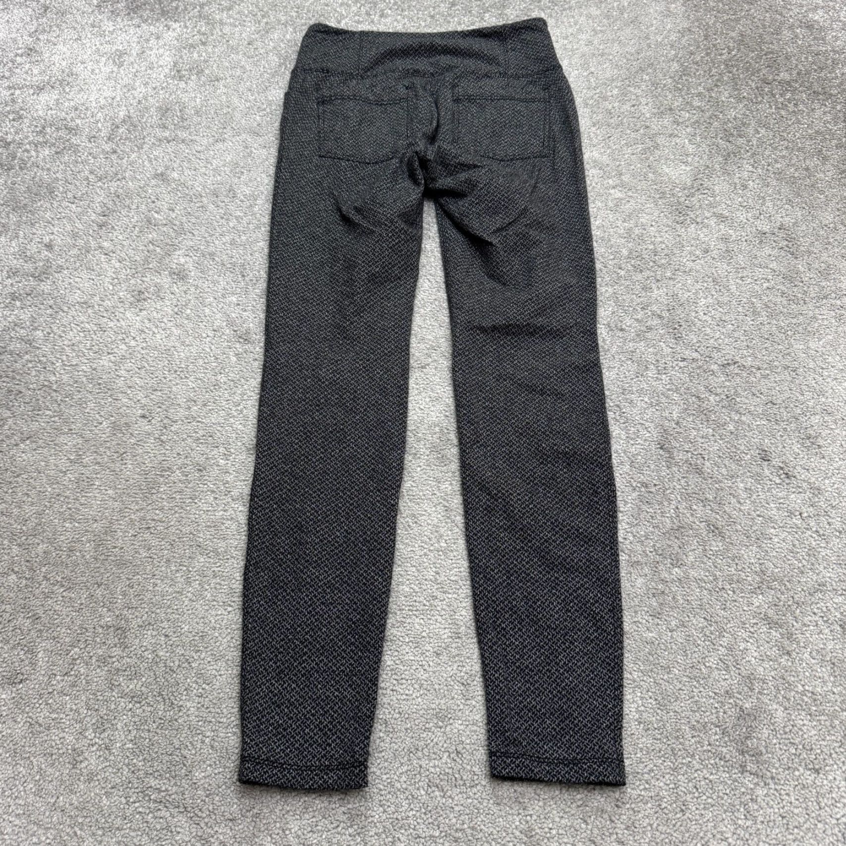 Athleta Athleta Leggings Womens Small Black Gray High Rise Activewear Straight From Original Title Size 28" / US 6 / IT 42 - 2 Thumbnail