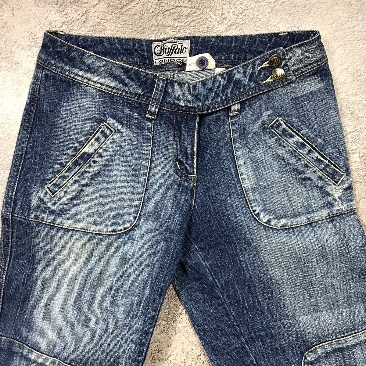 Vintage Vintage 90s Buffalo Distressed Baggy Jeans Y2K Grunge 29 Size 29" - 5 Thumbnail