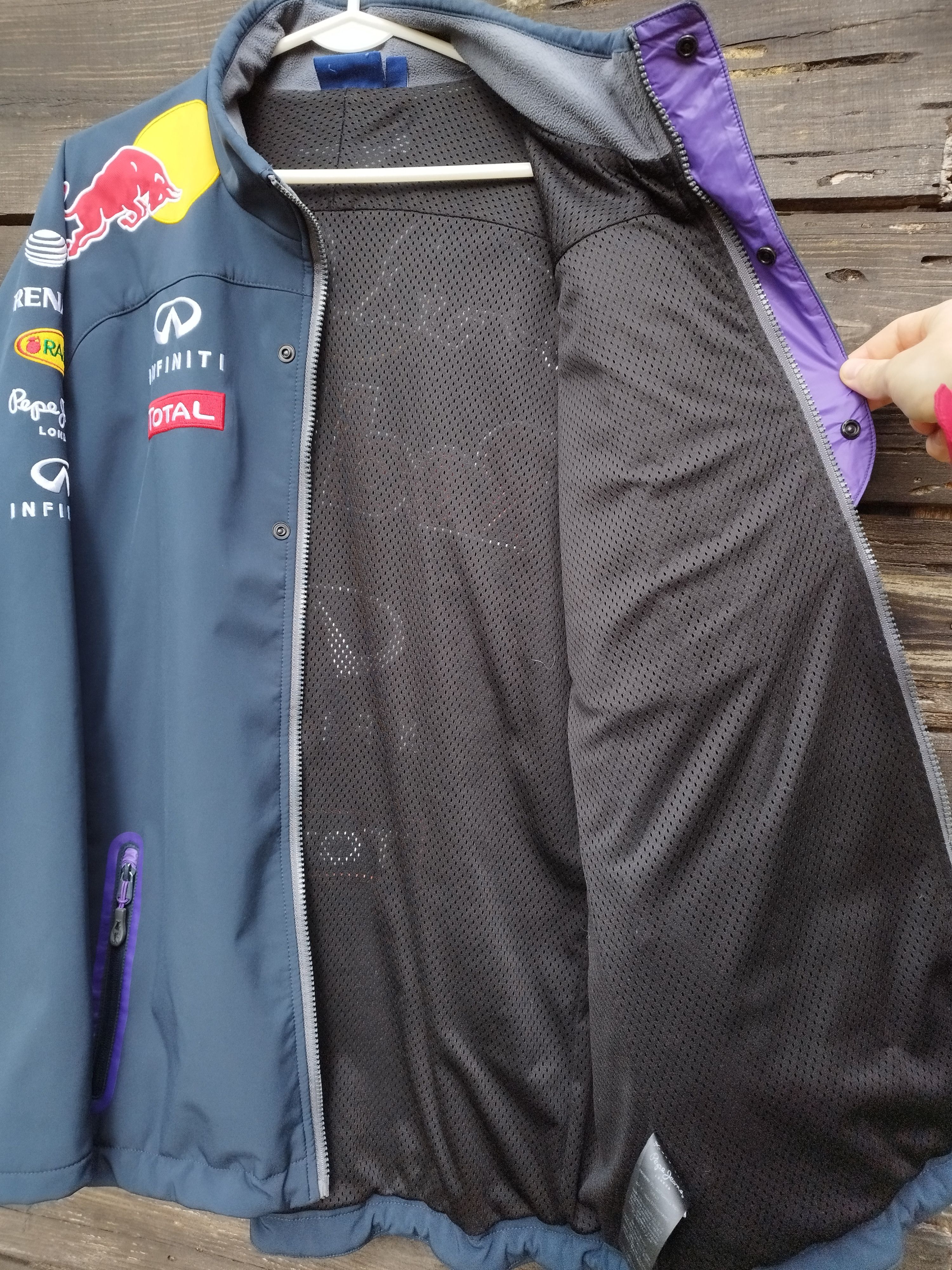 Red Bull Authentic Red Bull Racing F1 Team Softshell Jacket Infiniti Size US XL / EU 56 / 4 - 8 Thumbnail