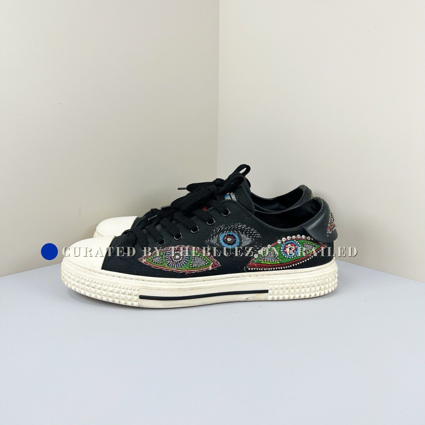 Valentino Valentino Runway Beaded Embroidery Sneakers Size US 9 / EU 42 - 1 Thumbnail