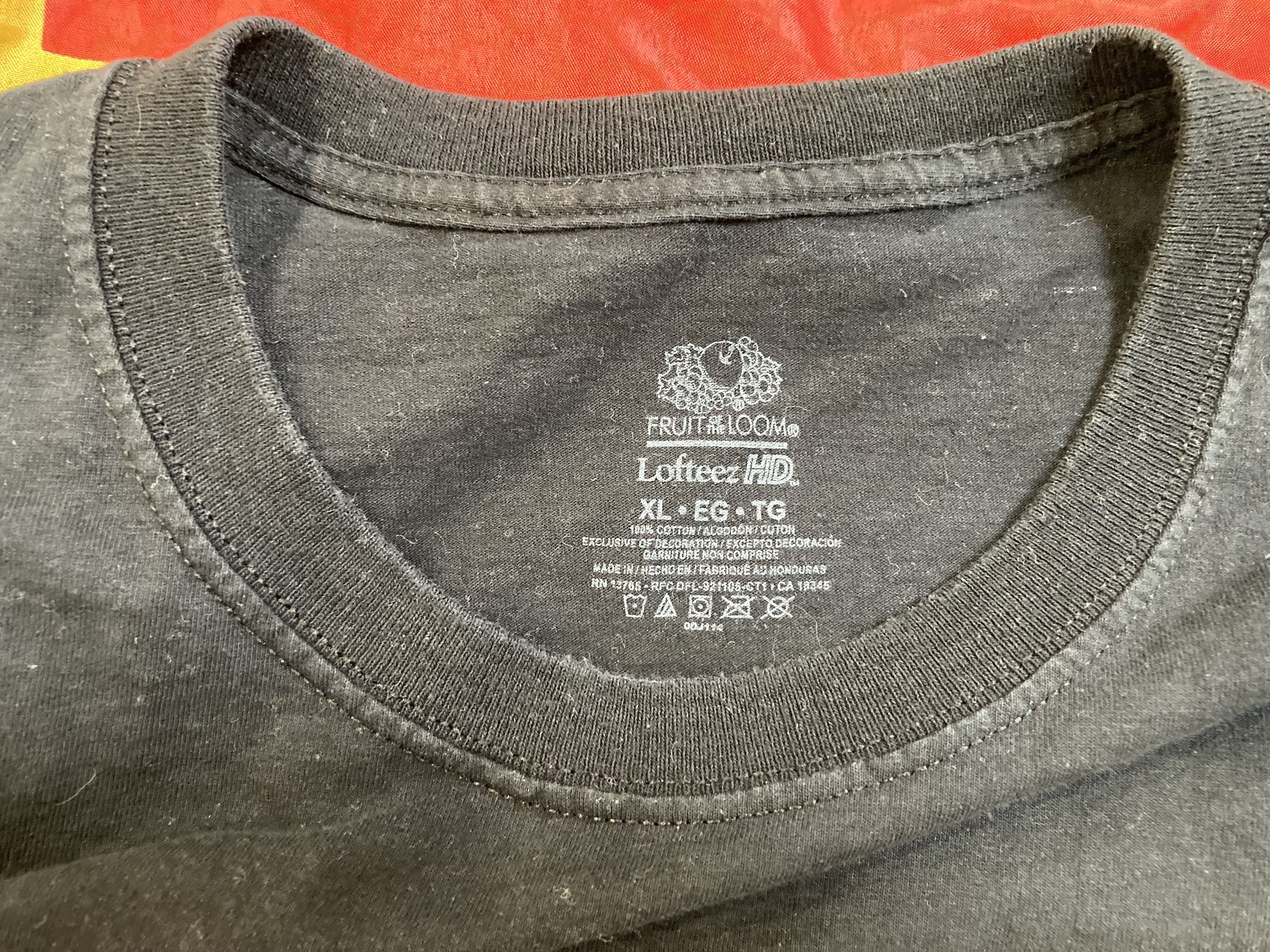 Vintage Vintage Bucket Of Blood Saloon Nevada Double Sided T Shirt Size US XL / EU 56 / 4 - 3 Thumbnail