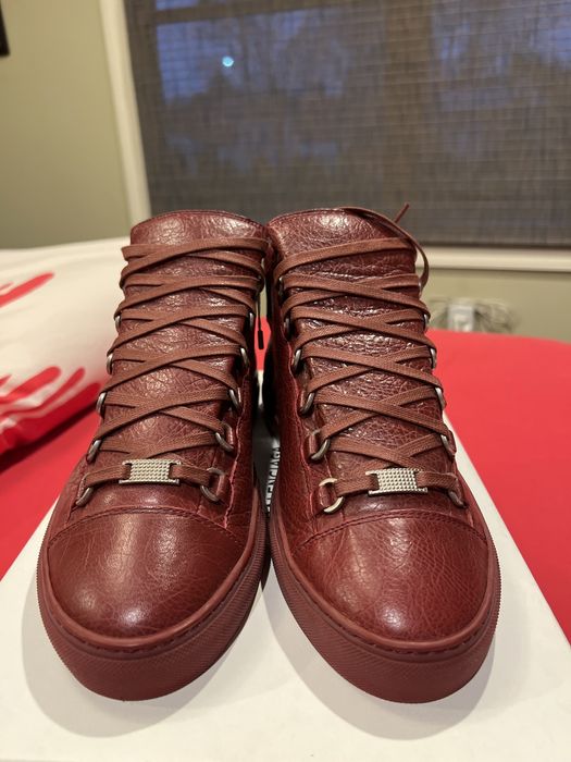 burgundy balenciaga arena