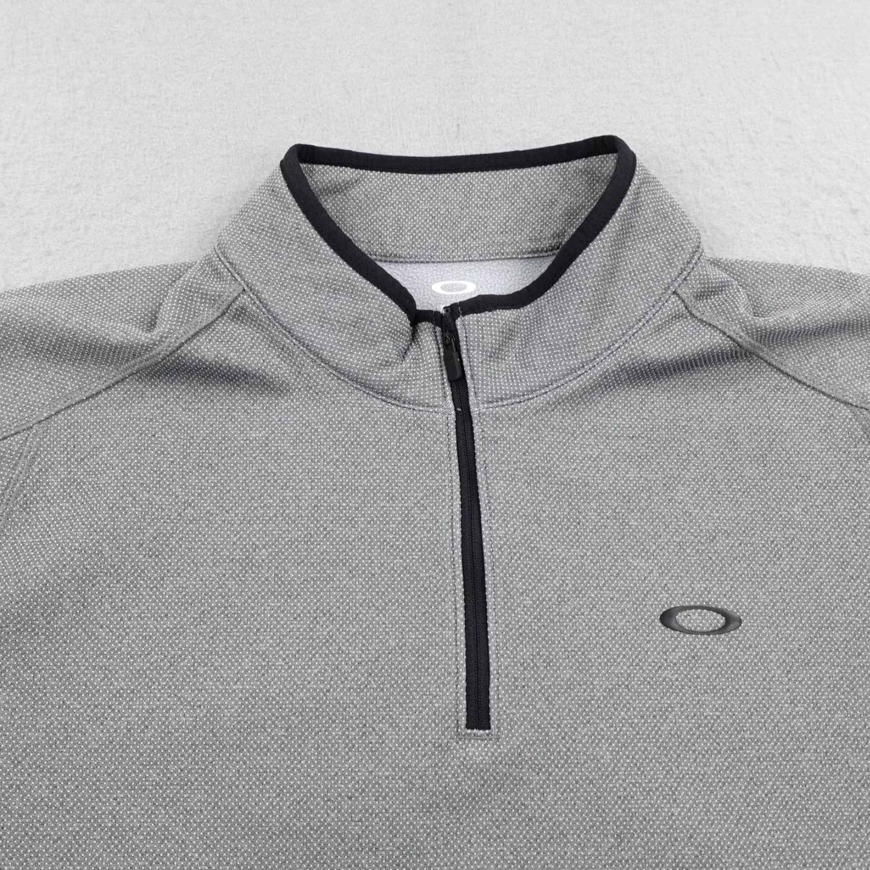 Oakley Oakley Mens XL Gray 1/4 Zip Fleece Pullover Mock Neck Golf Pullover Regular Fit Sweatshirt Size US XL / EU 56 / 4 - 2 Thumbnail