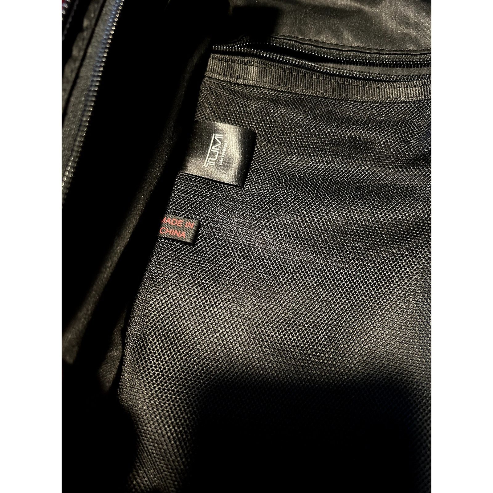 Tumi Tumi Alpha Carry-On 4-Wheel Garment Bag Size ONE SIZE - 10 Thumbnail