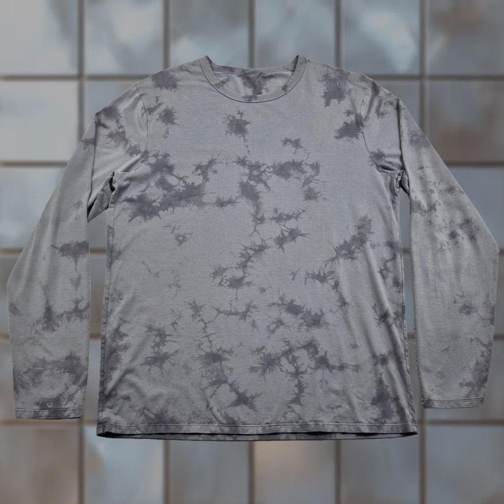 Lululemon Lululemon Shirt Mens L/XL Gray Batik Long Sleeve Athletic Performance Tee Top Size US XL / EU 56 / 4 - 1 Thumbnail
