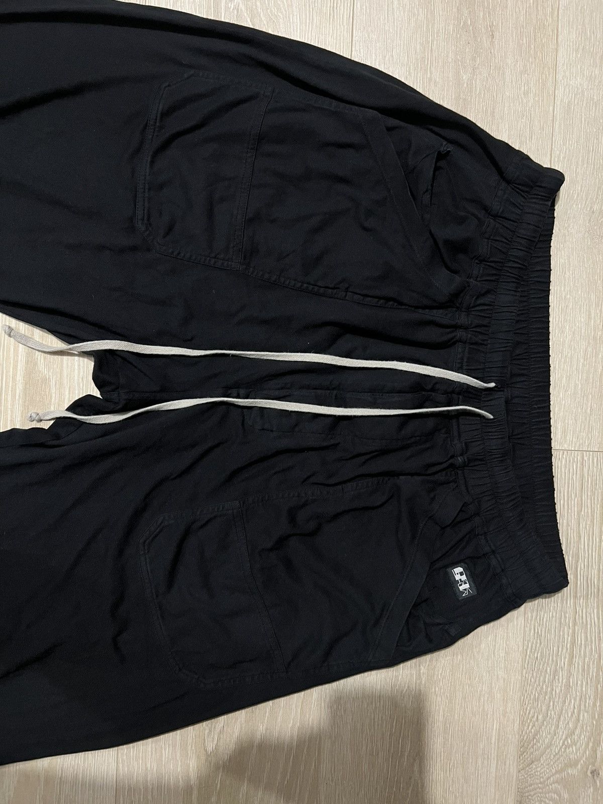 Rick Owens Drkshdw Rick Owens drkshdw cargo sweats Size US 32 / EU 48 - 3 Thumbnail