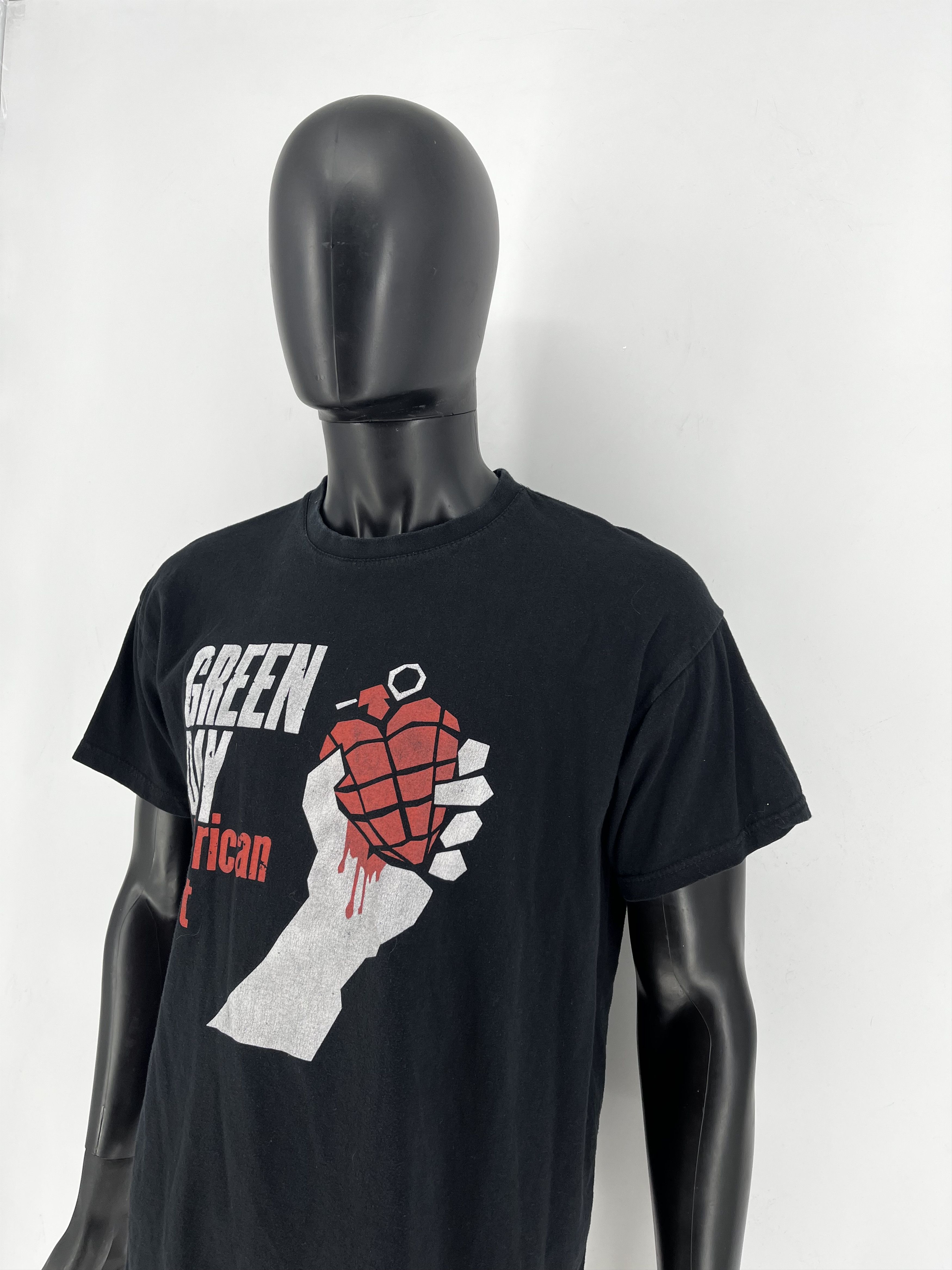 Other Vintage Y2K Green Day American Idiot Tour Band Tee L Size US L / EU 52-54 / 3 - 8 Thumbnail