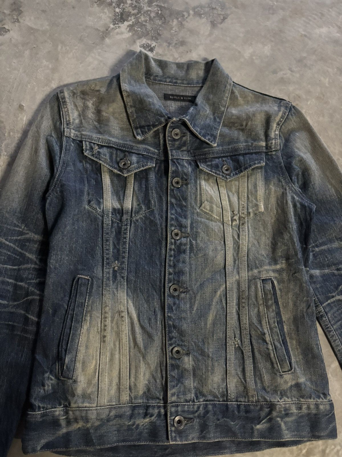GOSTAR DE FUGA GOSTAR DE FUGA denim jacket trucker distressed mudwash oil Size US XS / EU 42 / 0 - 3 Thumbnail