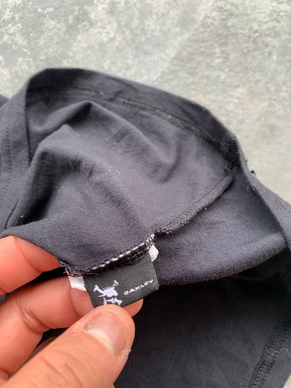 Oakley Shirt