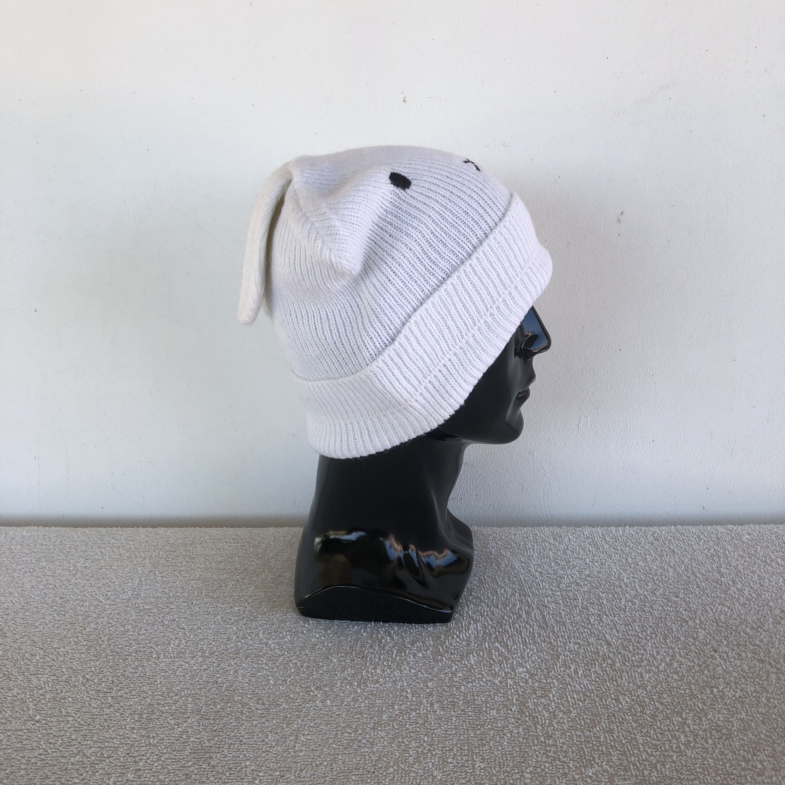 Japanese Brand Vintage Bunny Face Torn Beanie Snow Caps Hats Size ONE SIZE - 3 Thumbnail