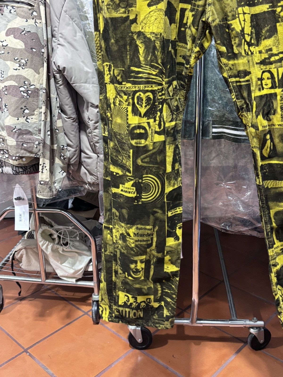 Supreme Supreme Vibrations Corduroy Pants Size US 34 / EU 50 - 2 Thumbnail