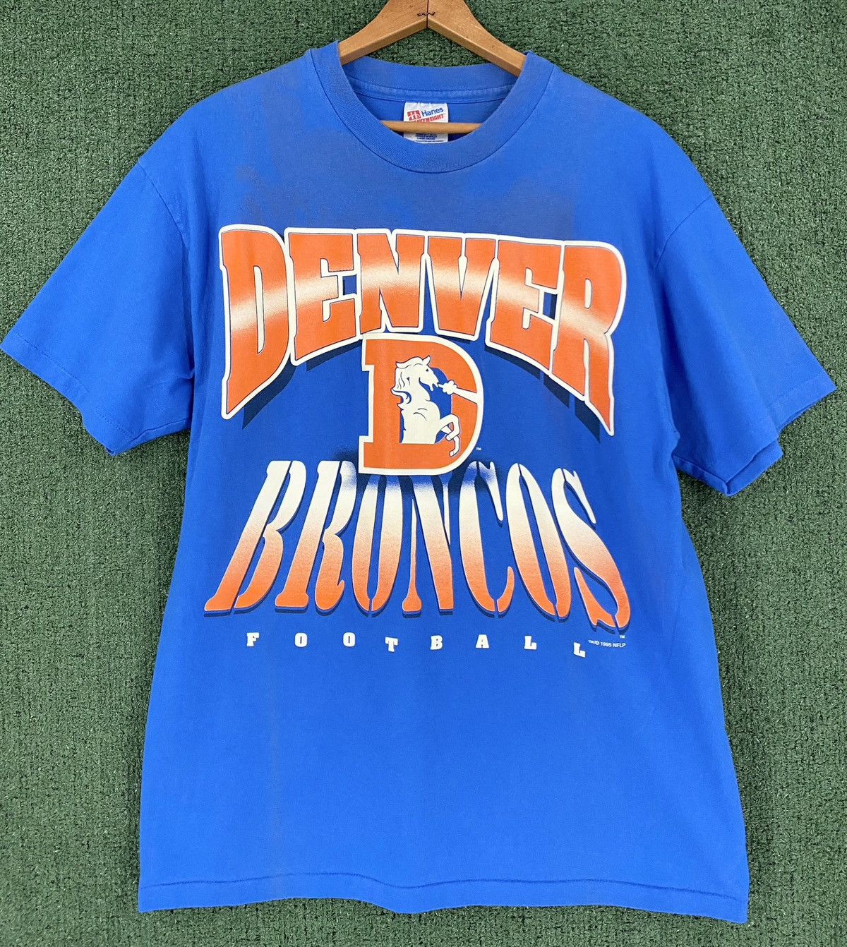 Hanes VTG 1995 Denver Broncos Large Graphic T-shirt Mens Medium Size US M / EU 48-50 / 2 - 1 Thumbnail