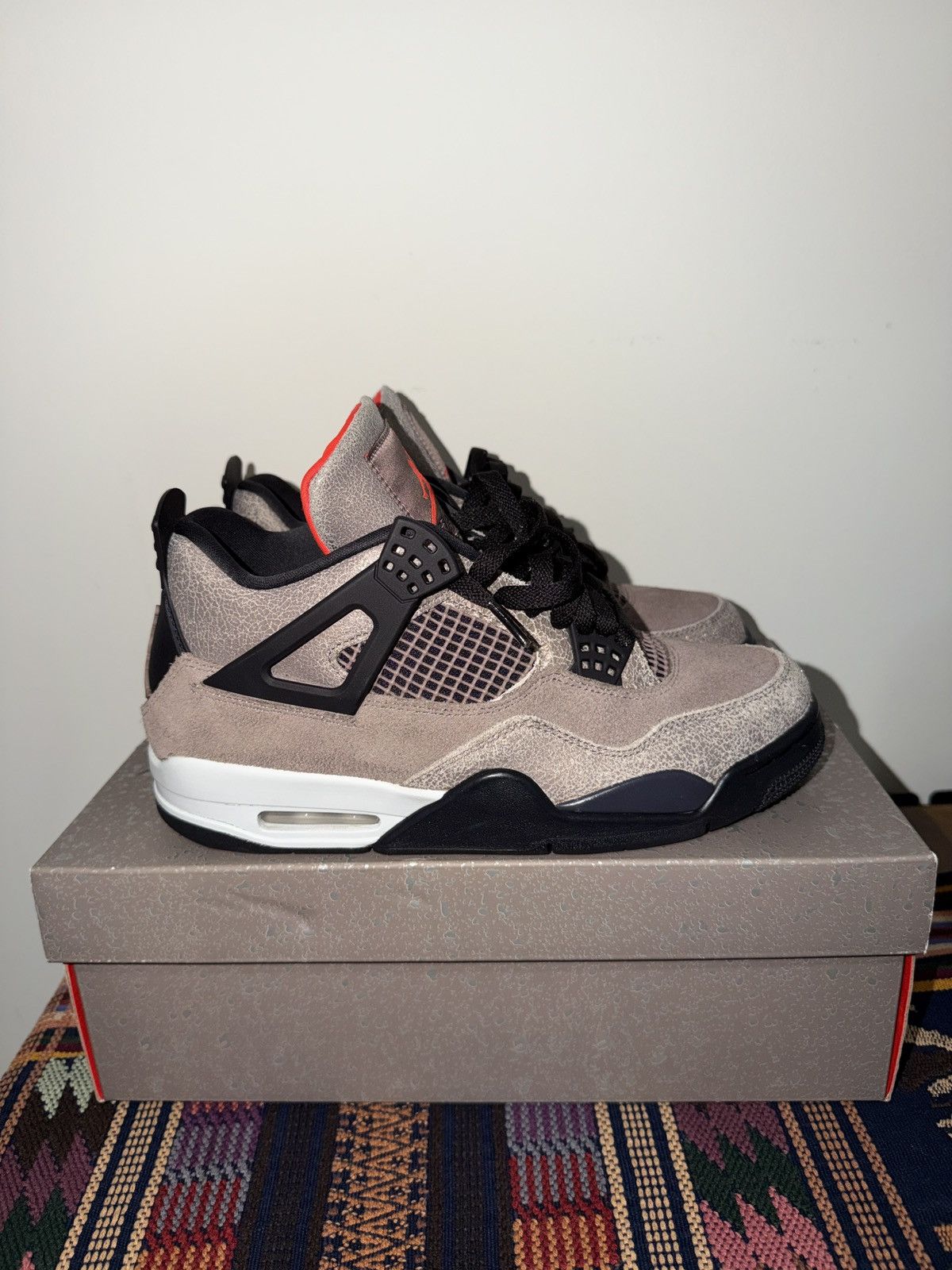 Jordan Brand Taupe haze Jordan 4 Size US 8 / EU 41 - 2 Thumbnail