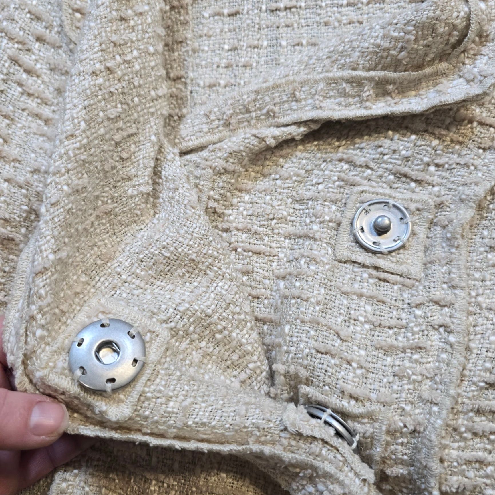 Vintage Cabi Jacket Womens Size Small Beige Boucle Texture Snap Button Casual Capsule Size S / US 4 / IT 40 - 7 Thumbnail