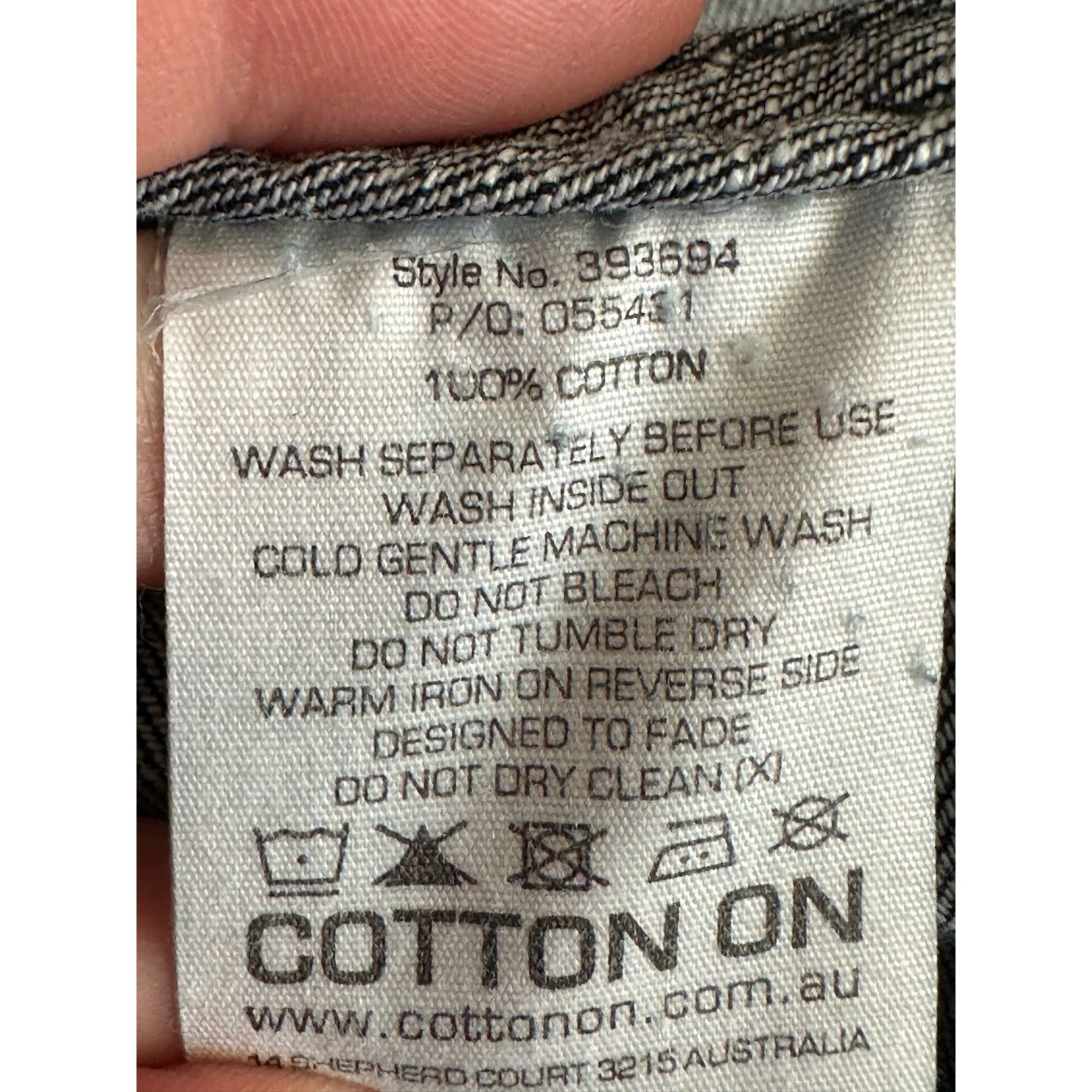 Cotton On Cotton On blue denim buttoned long sleeves shirt size large Size L / US 10 / IT 46 - 4 Thumbnail