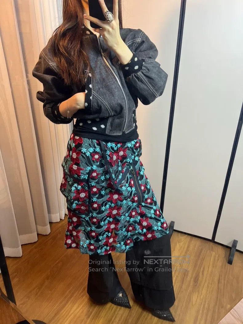 Comme des Garcons Comme Des Garcons size M Luxury Embroidered Flower Skirt Size 22" - 8 Thumbnail