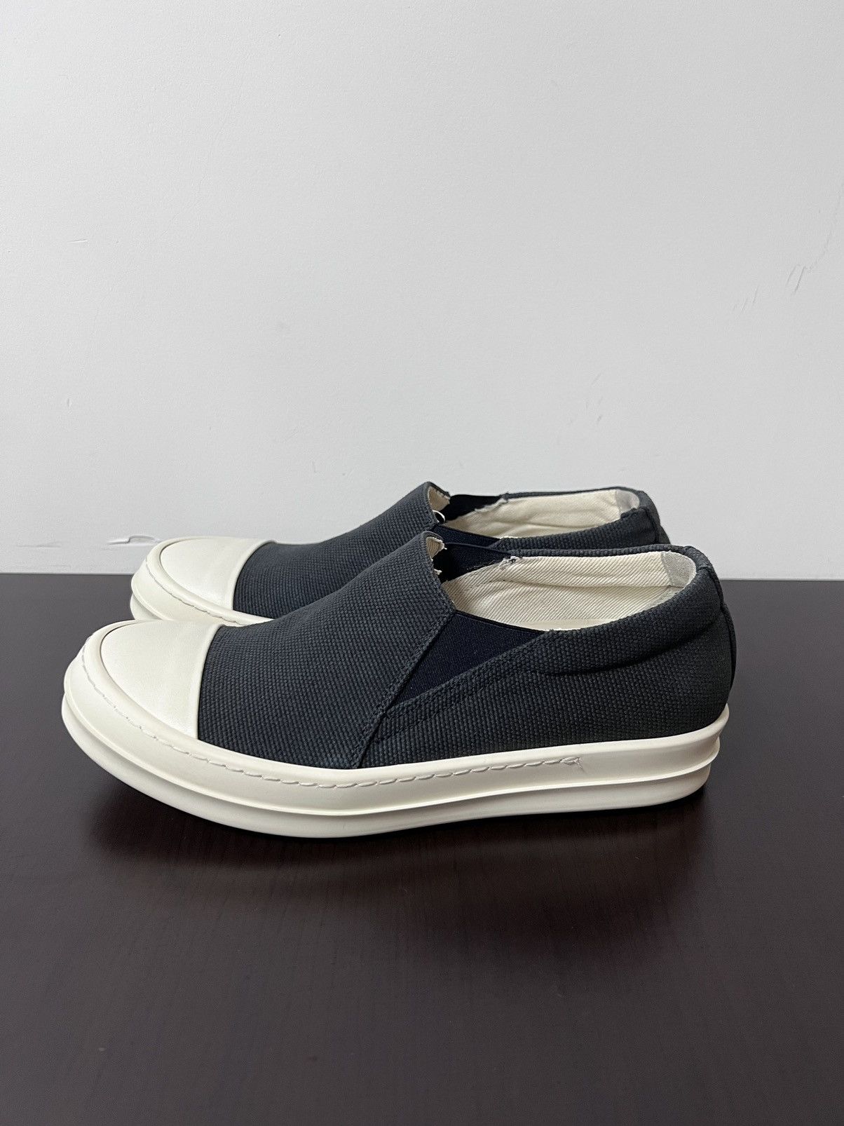 Rick Owens Drkshdw Rick owens drkshdw slip on boat sz37.5 Size US 7.5 / IT 37.5 - 4 Thumbnail