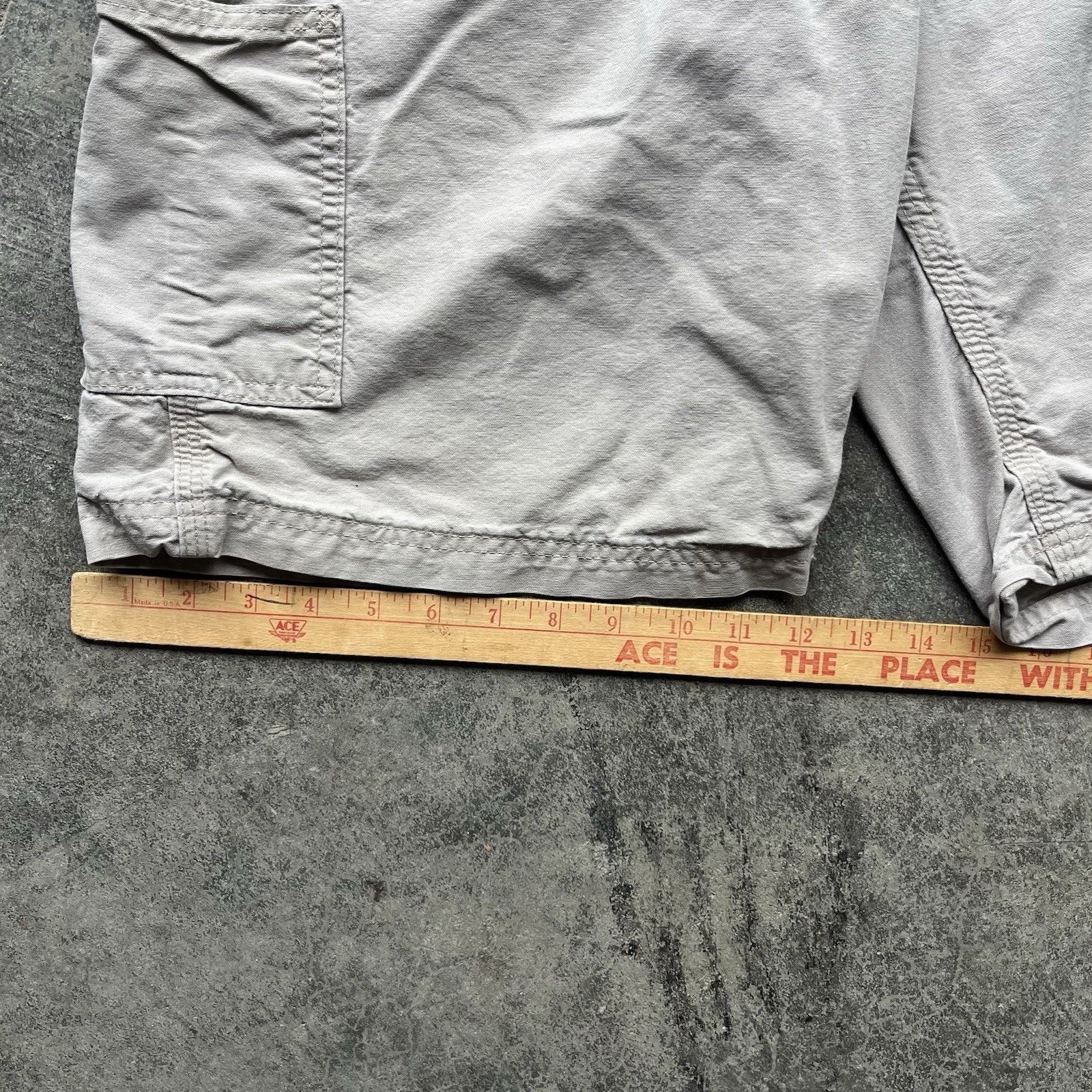 Carhartt Vintage Carhartt Carpenter Shorts Men’s 36 Waist Workwear Ba Size US 36 / EU 52 - 4 Thumbnail