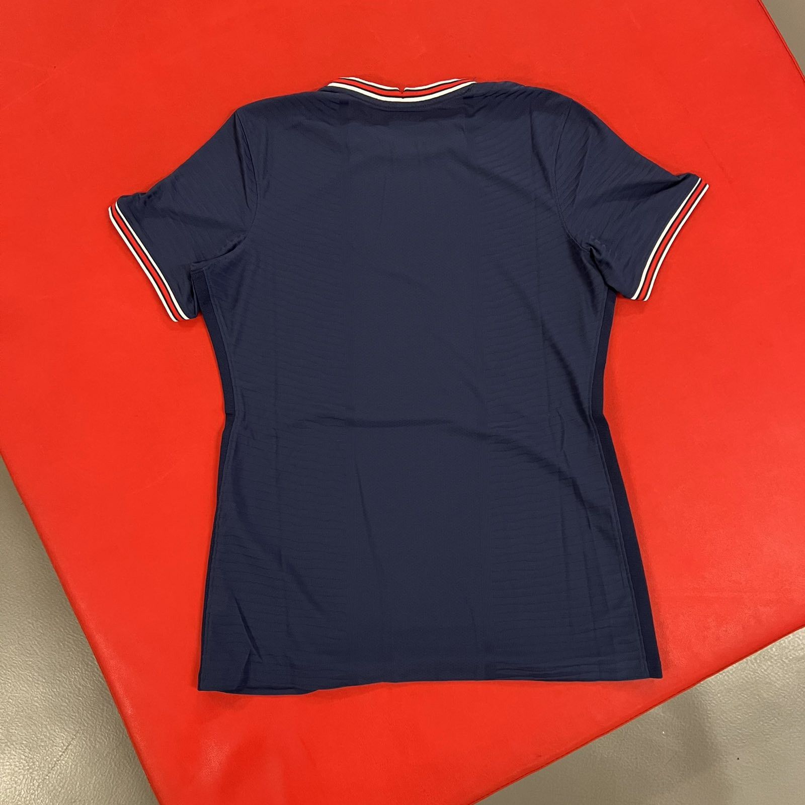 Jordan Brand JORDAN PSG AWAY SOCCER JERSEY MATCH WORN FOOTBALL SHIRT Sz M Size US M / EU 48-50 / 2 - 3 Thumbnail