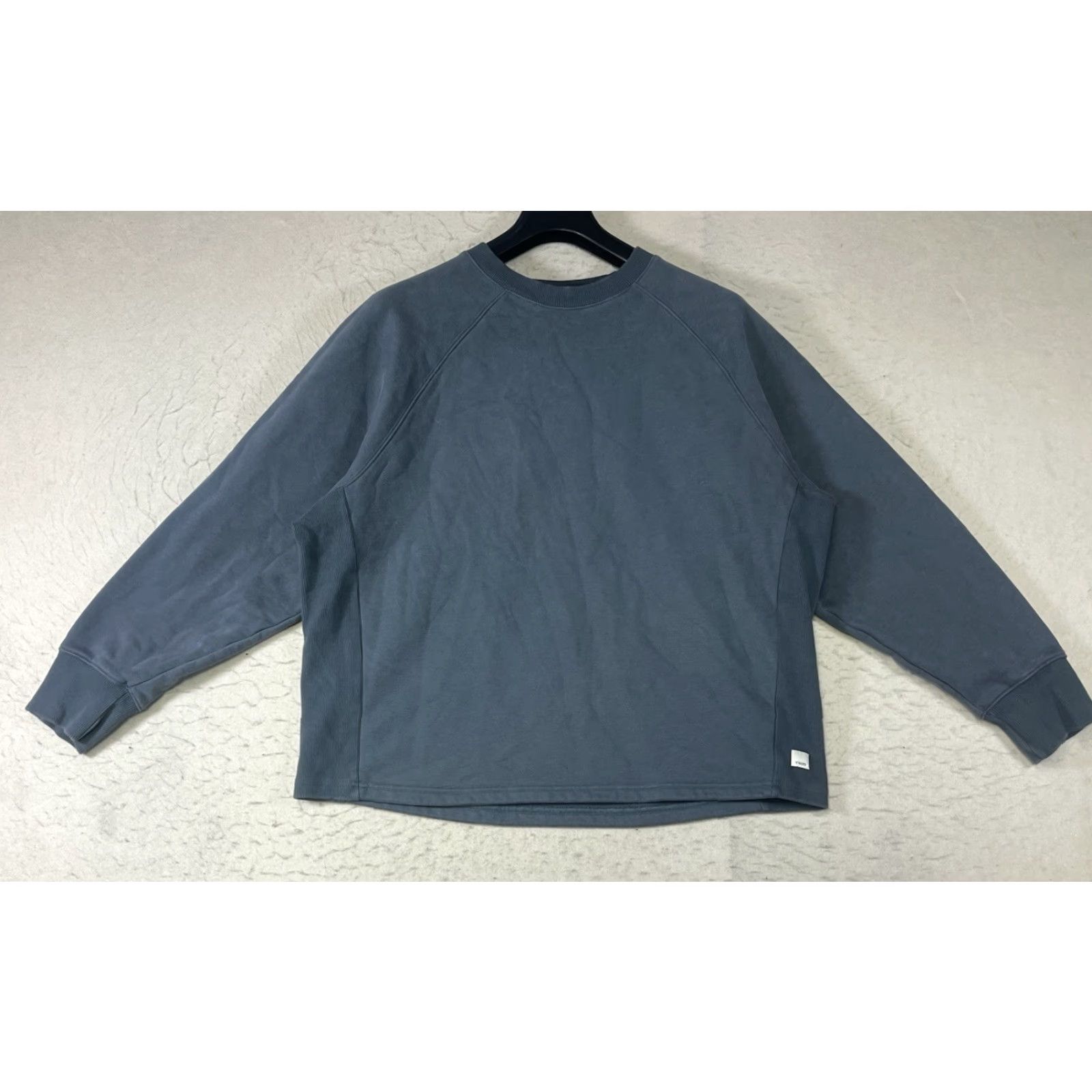 Vuori Vuori Sweatshirt Pullover Gray Crew Neck Men Size M See All Pictures Flaws Size US M / EU 48-50 / 2 - 2 Thumbnail