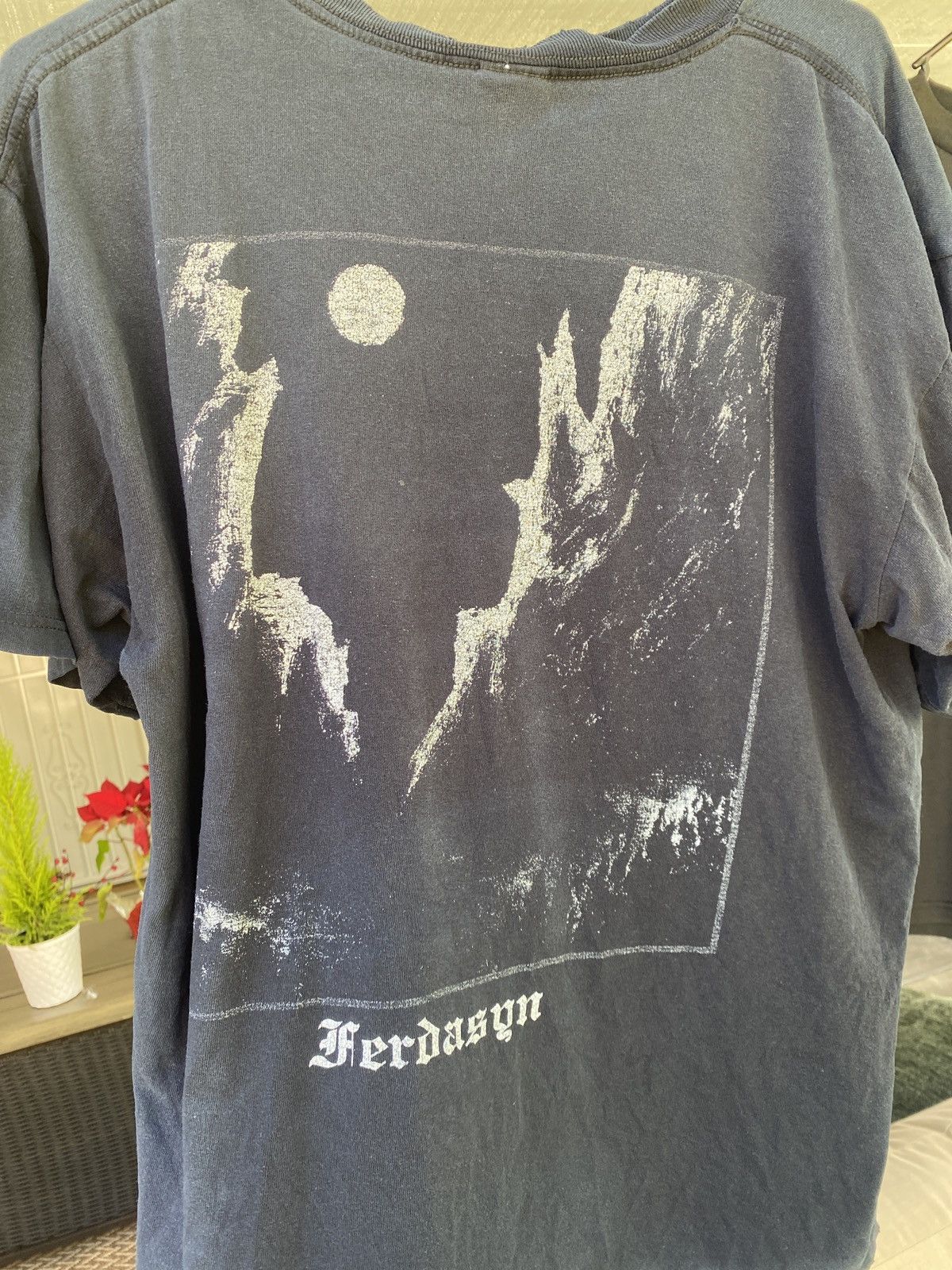 Band Tees Dark Throne Vintage Thrashed Band Metal Dark Death Rock Size US L / EU 52-54 / 3 - 6 Thumbnail