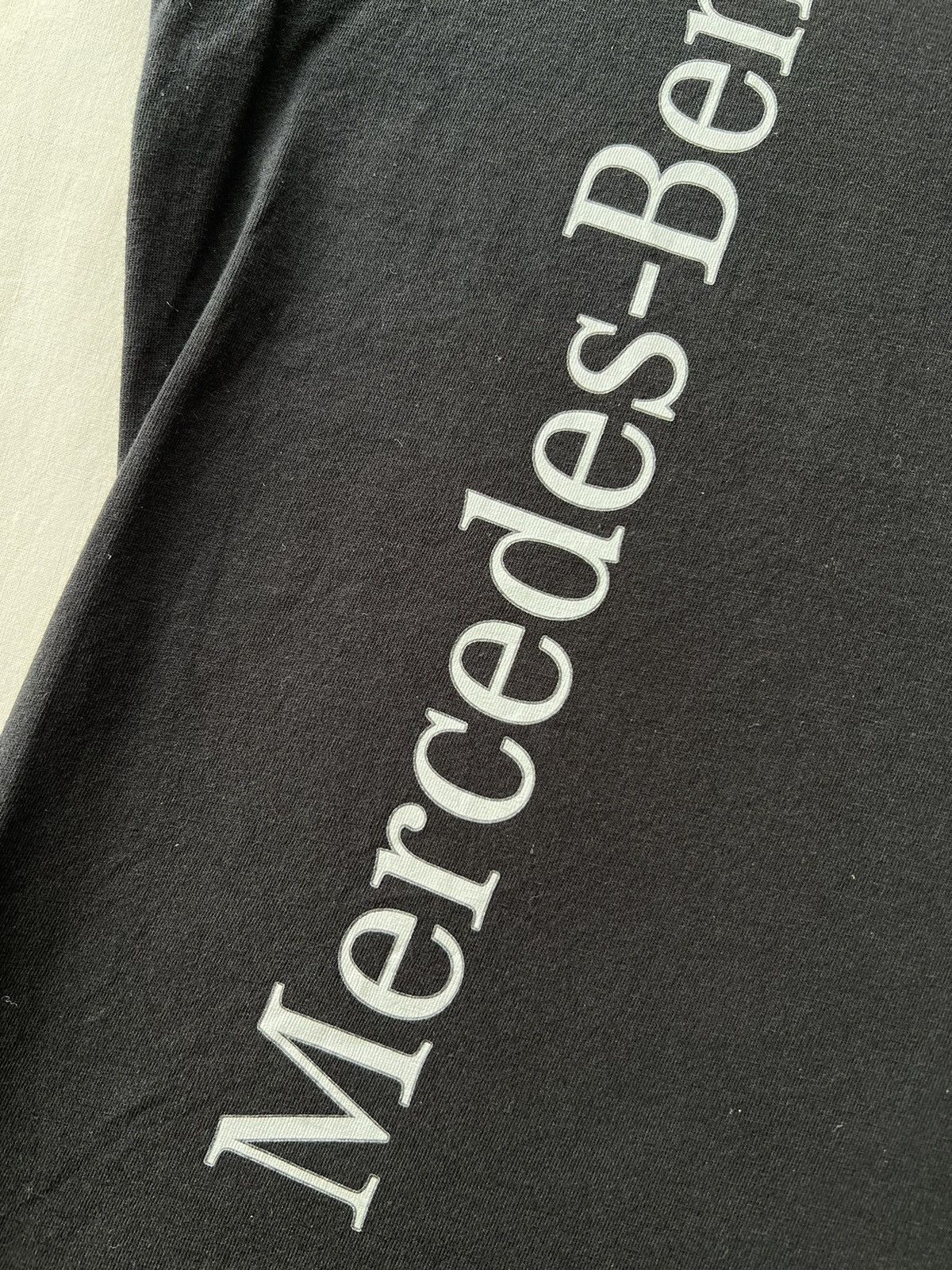 Mercedes-Benz Vintage 2000s Mercedes Benz Black T-shirt Size US M / EU 48-50 / 2 - 4 Thumbnail