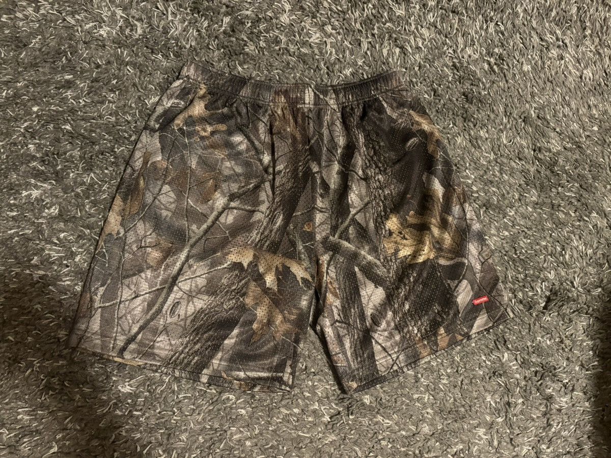 ss25 baggy mesh shorts camo