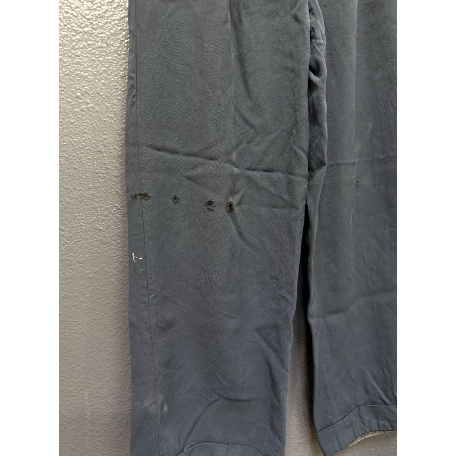 Vintage VINTAGE Men’s Blue Gabardine Chino Pants Size 30 USA Made Chino Pants Mens 30 Blue USA 40’s Size US 30 / EU 46 - 3 Thumbnail