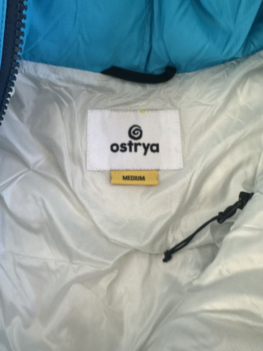 Ostrya Ostrya Down puffer blue/blue color block Size US M / EU 48-50 / 2 - 5 Thumbnail