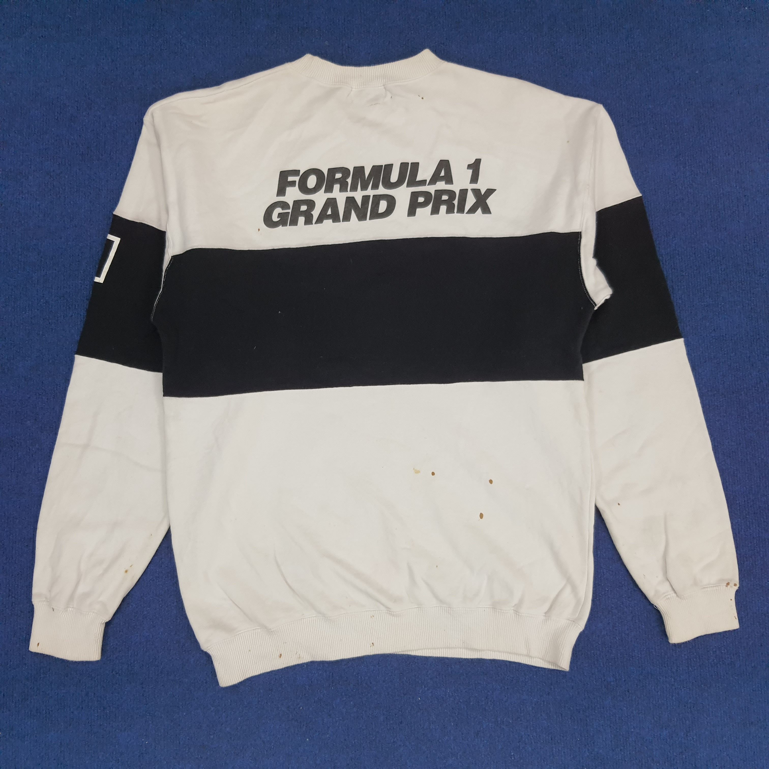 Vintage Vintage PIAA Motor Sports Formula 1 Grand Prix Sweatshirt Size US M / EU 48-50 / 2 - 4 Thumbnail