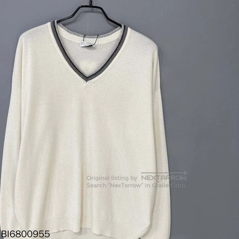 Brunello Cucinelli Brunello Cucinelli V-Neck Cashmere Knit Sweater Size S / US 4 / IT 40 - 2 Thumbnail