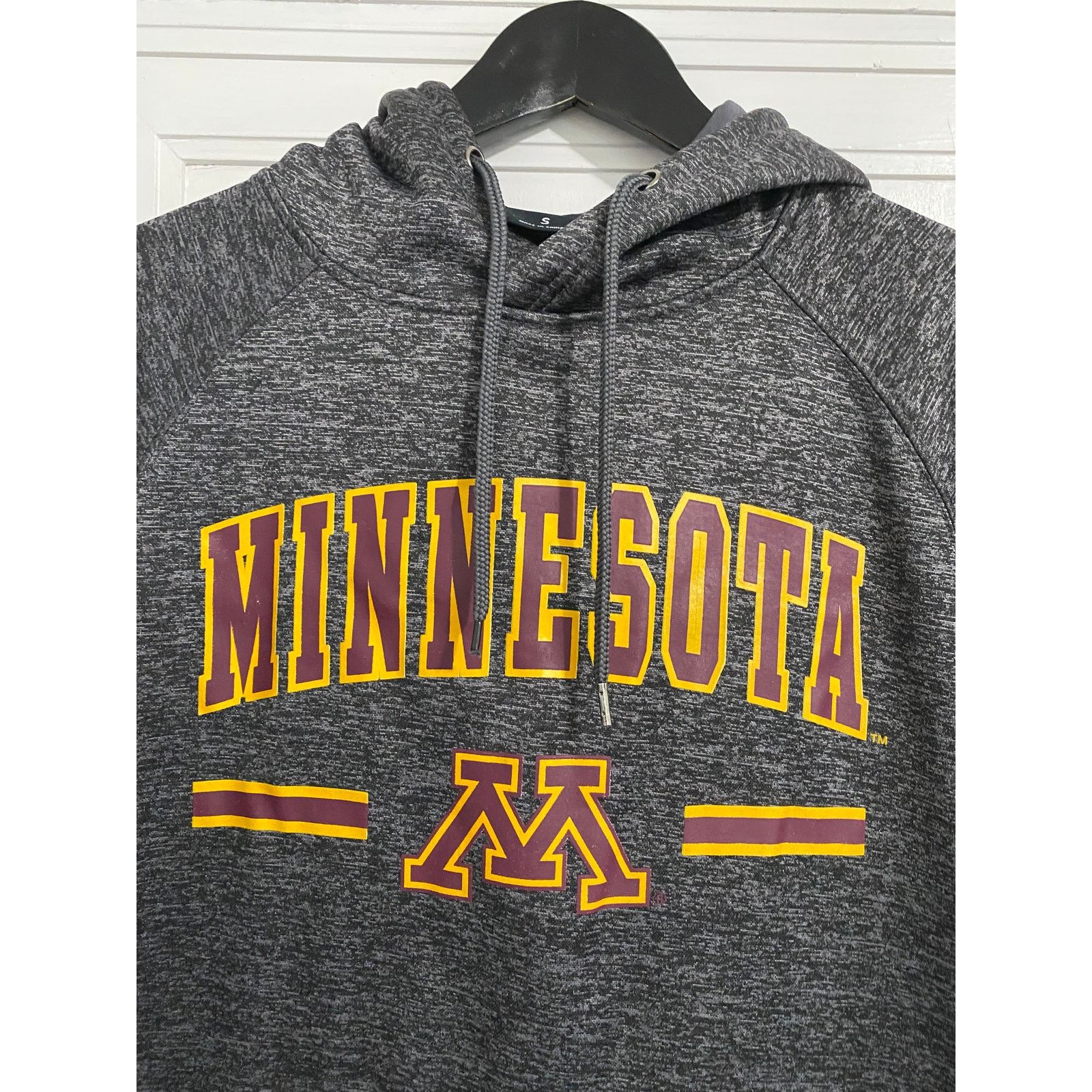 Colosseum Athletics Minnesota Gophers Gray Hoodie Sweatshirt Size M Size US S / EU 44-46 / 1 - 2 Thumbnail