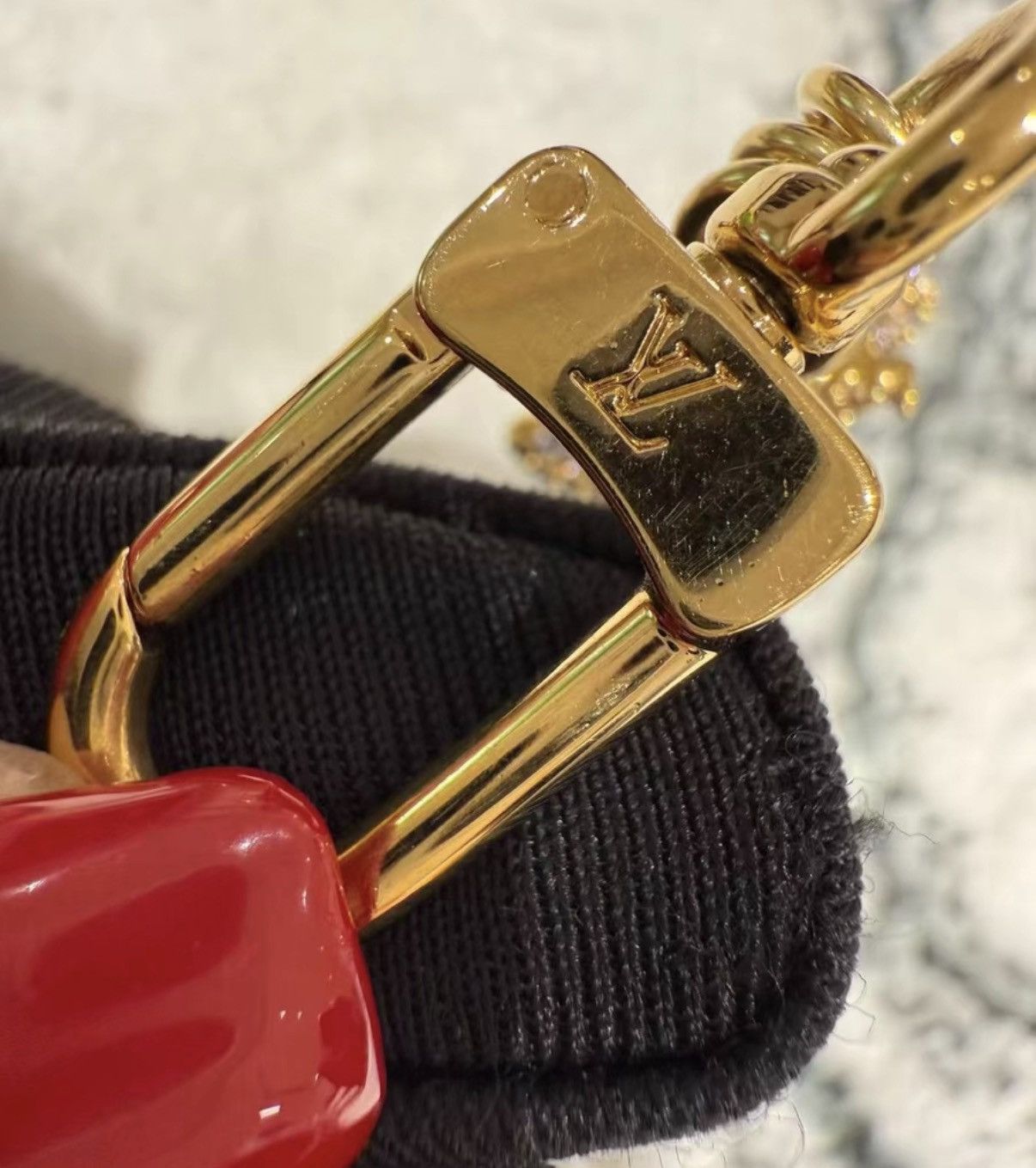 Louis Vuitton Louis Vuitton logo charm bag accessory Size ONE SIZE - 3 Thumbnail