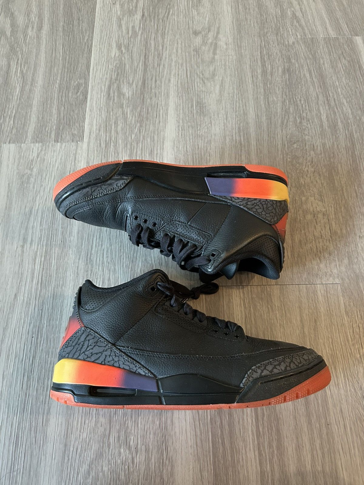 J Balvin × Jordan Brand J Balvin X Air Jordan Retro 3 Rio Size 9.5 Size US 9.5 / EU 42-43 - 1 Thumbnail