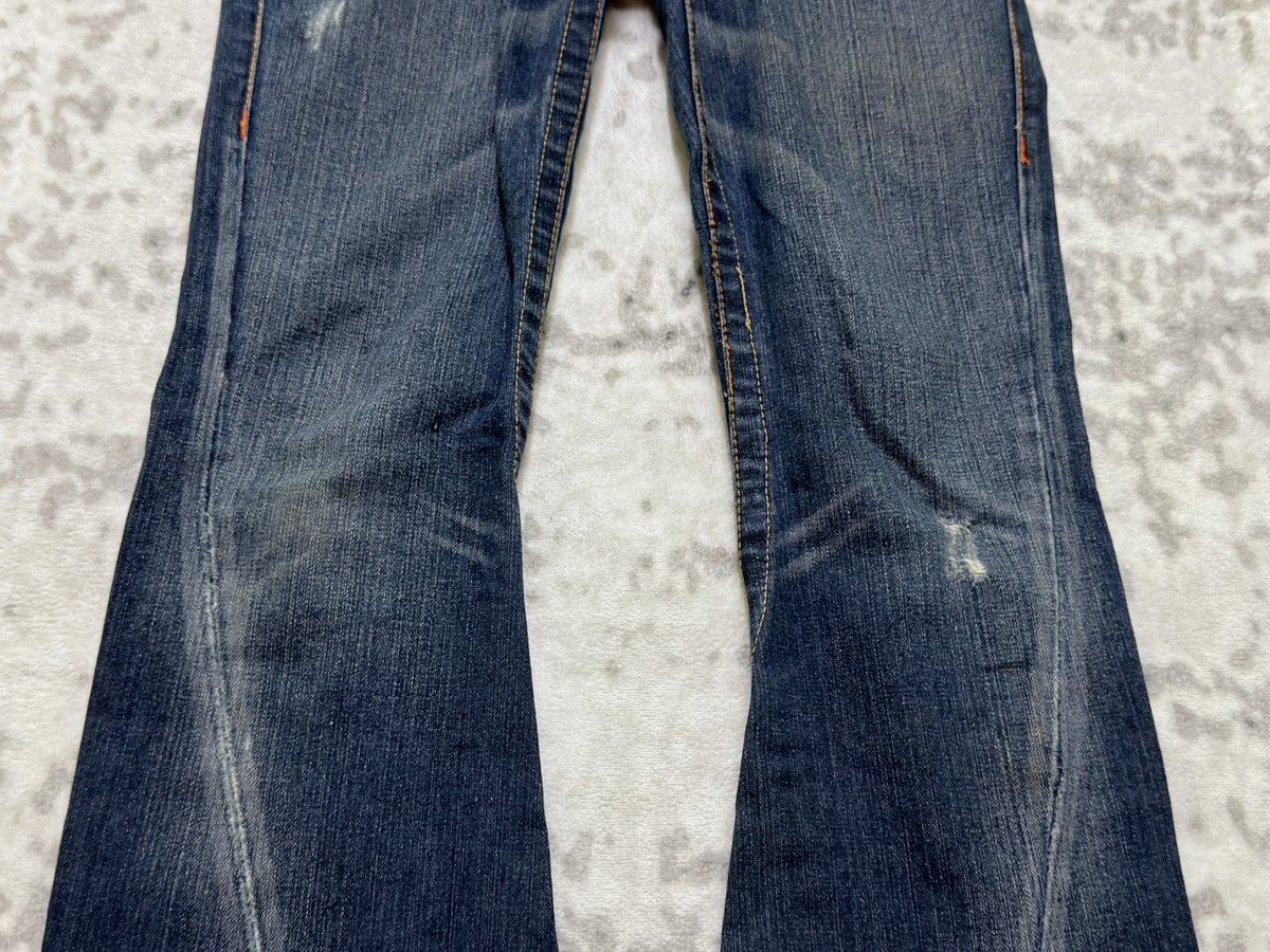 True Religion Flared TRUE RELIGION Distressed Low Rise Bootcut Denim Size US 29 - 6 Thumbnail