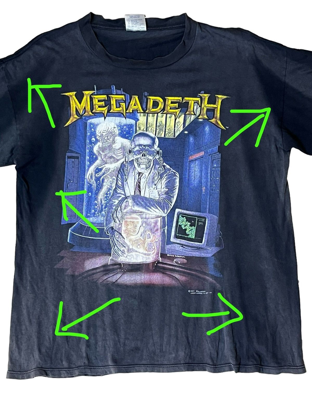 Megadeth RARE🔥VINTAGE 90s MEGADETH “HANGAR 18” 1991 FADED T SHIRT Size US L / EU 52-54 / 3 - 15 Thumbnail