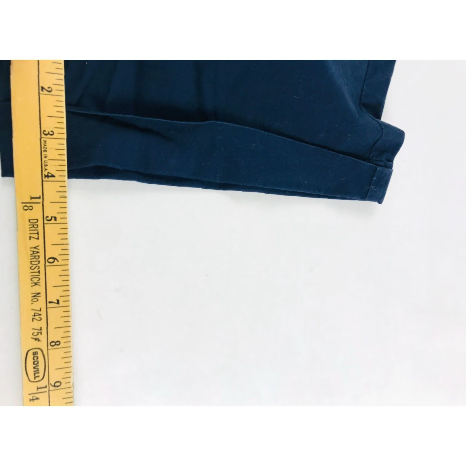 Dockers DOCKERS Shorts Women Navy Blue Dress Shorts Curvy Mid Rise 4 Regular Chino Cotton Spandex Flat Front Casual Travel Modern Vintage: No Size 4XL / US 24-26 - 5 Thumbnail
