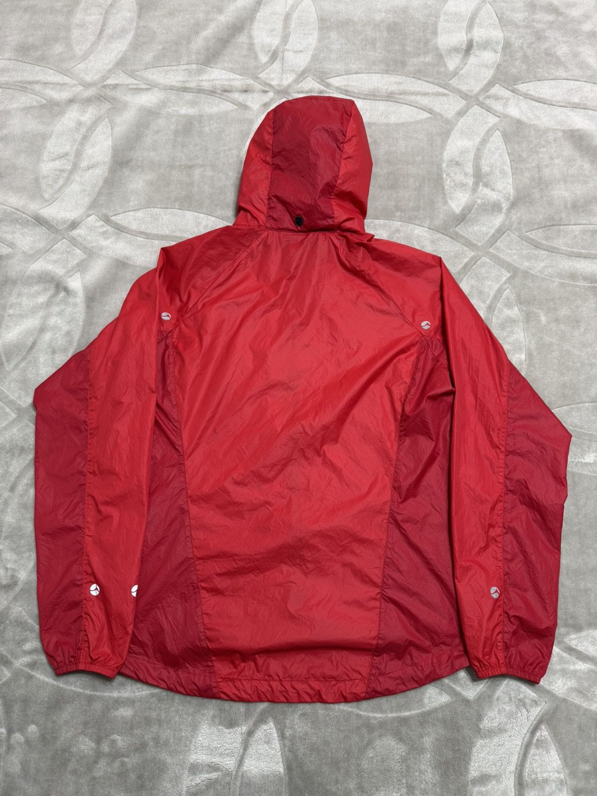 Montane Montane Pertex Microlight Windbreakers Jacket size S sports Size US S / EU 44-46 / 1 - 2 Thumbnail