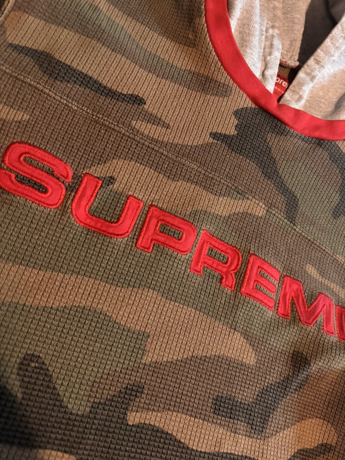 Supreme Supreme Hooded Waffle Ringer Woodland Camo FW17 Size US L / EU 52-54 / 3 - 2 Thumbnail