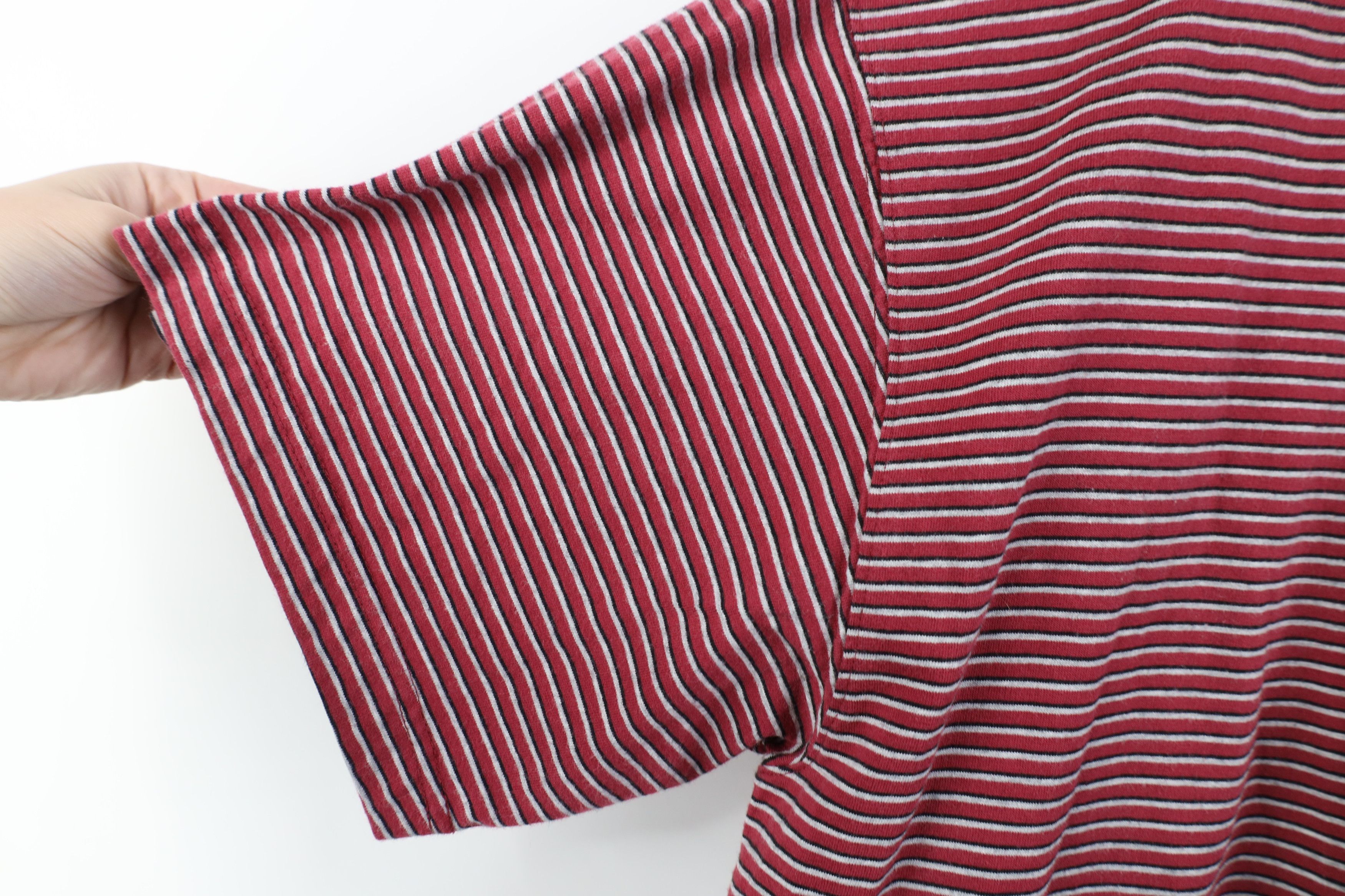 Vintage Vintage 90s Streetwear Heavy Striped Cotton T-Shirt Red Size US XL / EU 56 / 4 - 6 Thumbnail