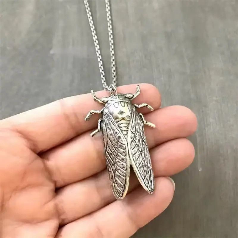 Jewelry Metal Insect Pendant Necklace Size ONE SIZE - 4 Thumbnail