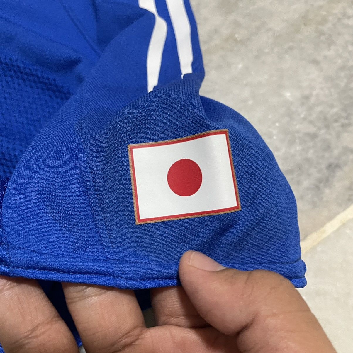 Adidas Vintage Japan FA 04/05 Player Issue Home Jersey Size US M / EU 48-50 / 2 - 6 Thumbnail