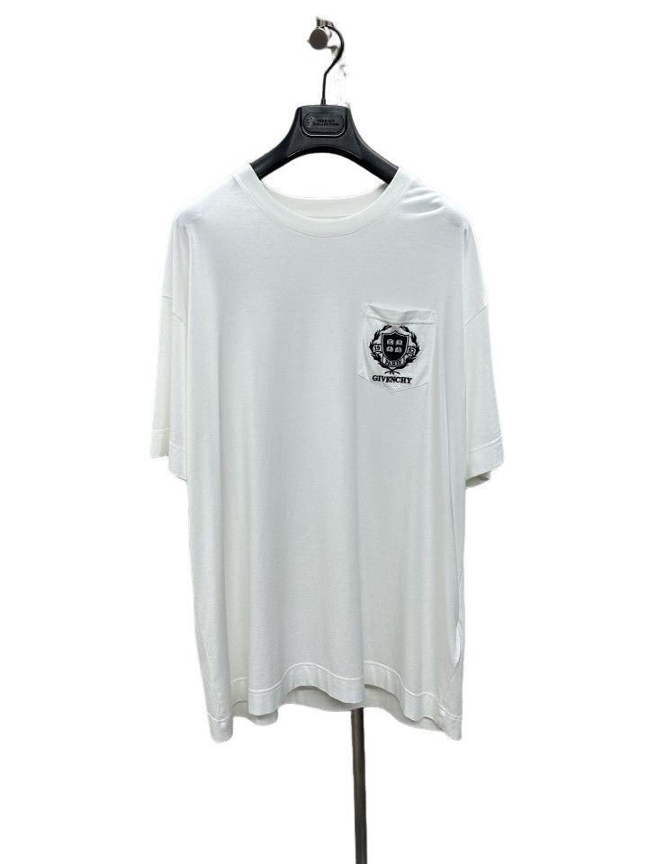 Givenchy Givenchy Angel Crest Tshirt | Grailed