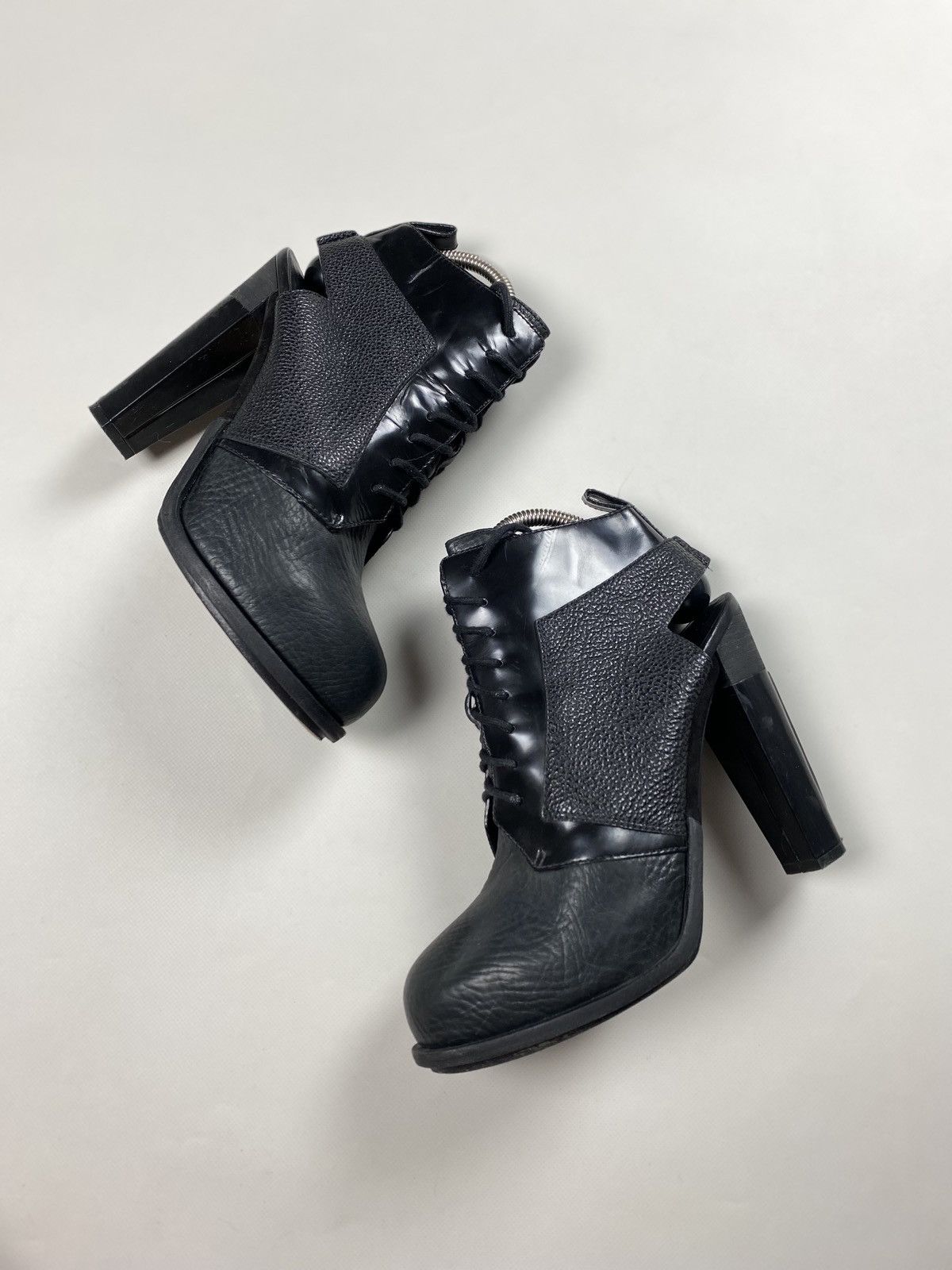 Alexander Wang Alexander Wang ladies leather ankle heeled boots size 39 Size US 9 / IT 39 - 2 Thumbnail