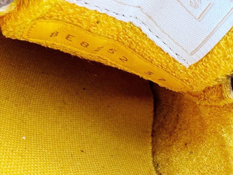 Fendi Fendi Sneakers Size 37 Very Gently Used Size US 6 / IT 36 - 6 Thumbnail