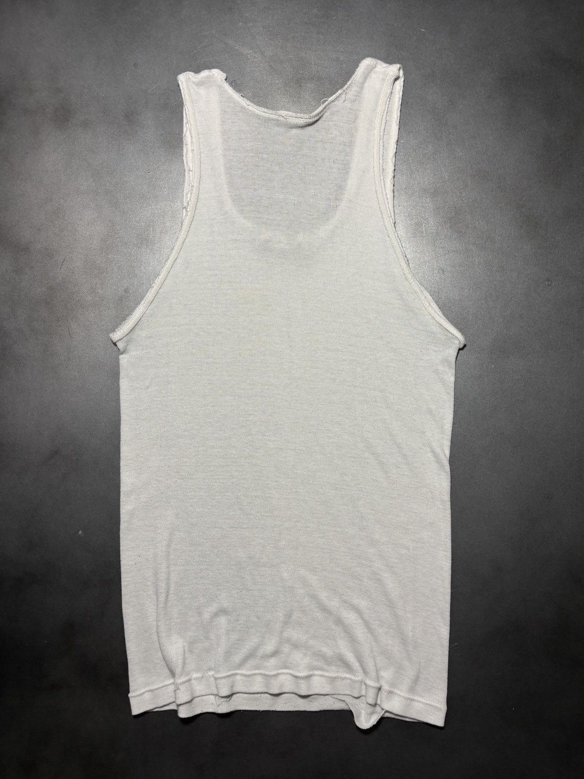 Vintage Thrashed Vintage Blank Tank Top Distressed 80s Under Shirt M Size US M / EU 48-50 / 2 - 5 Thumbnail