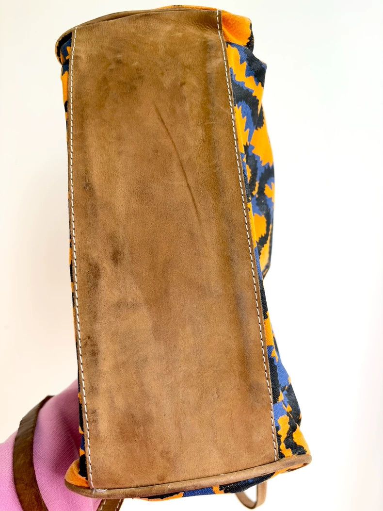 Vivienne Westwood Vivienne Westwood size os African series blue and yellow st Size ONE SIZE - 5 Thumbnail