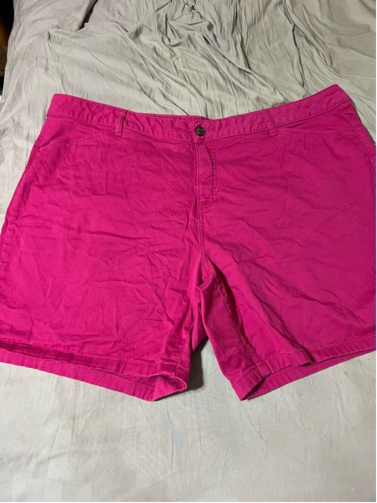 Top Of The World Women's St John's Bay Shorts Size 24W Pink Size ONE SIZE - 1 Thumbnail